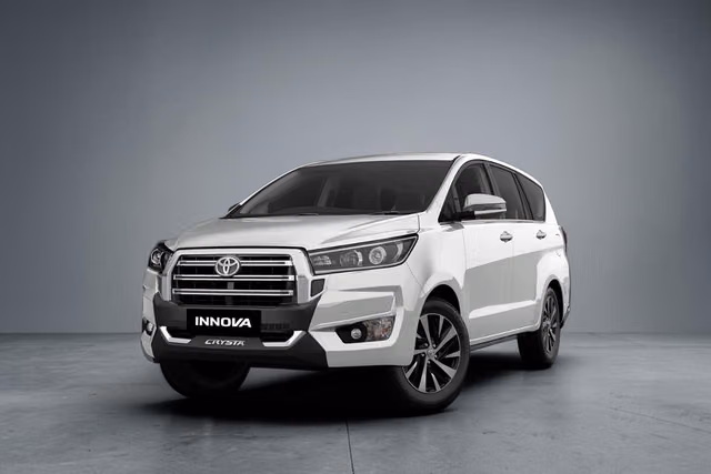 SUV (Innova Crysta) - Kashmir transport vehicle by TDI Holiday Ventures